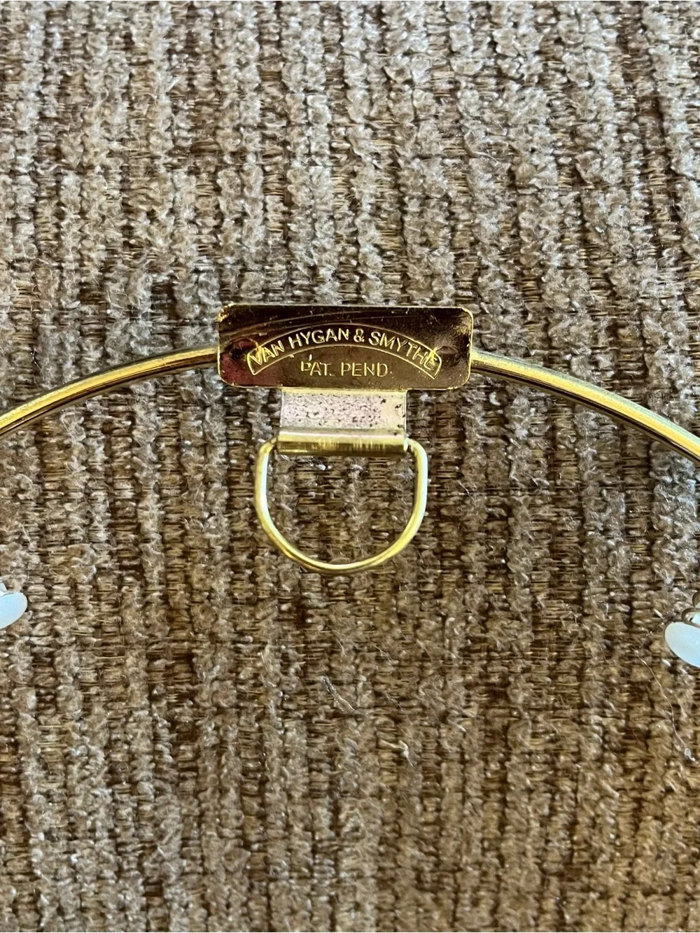Set of 3 vintage Van Hygan & Smythe plate hangers 7 inches